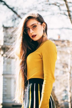 roland-denes-QT94VAhgzsE-unsplash-1 Black Dress